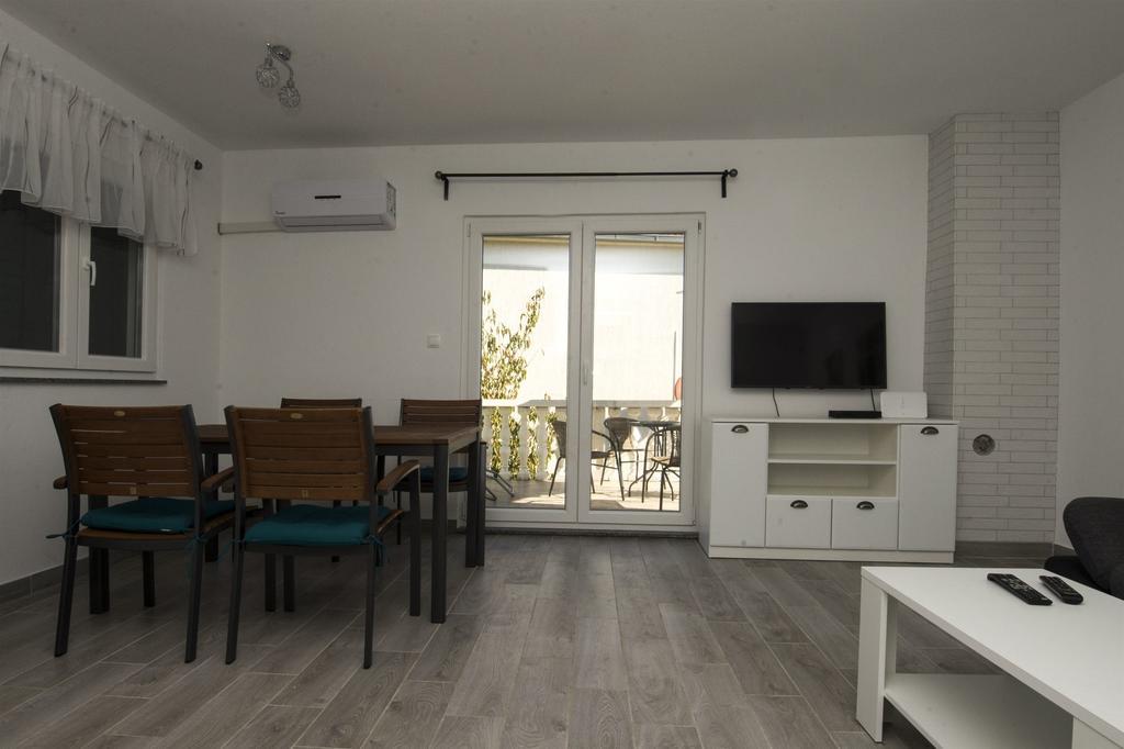 Apartment Jure 슬라티네 외부 사진