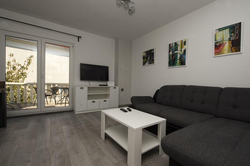 Apartment Jure 슬라티네 외부 사진